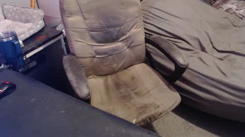 Snapshot of peterbeater2 chatting on December 16, 8:41 am peterbeater2 online show from December 16, 8:41 am