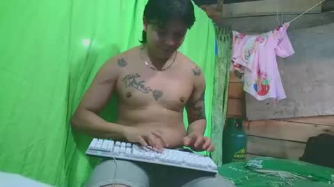 peteresmitd17 online show from December 22, 10:29 pm