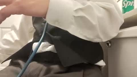 Sneaky Pete online show from September 9, 10:04 am