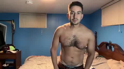 peteypete204 online show from February 27, 3:36 am