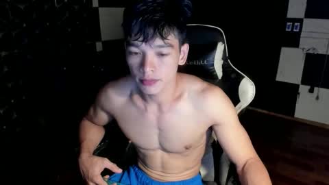 AJ online show from November 18, 10:19 am