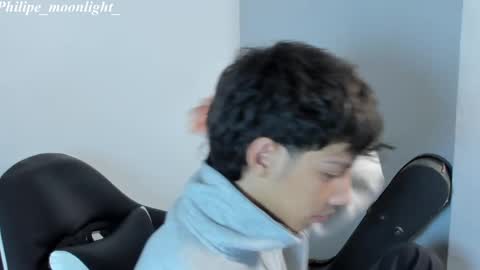 Snapshot of philipe_moonlight_ chatting on February 20, 7:45 am Phil. INDEPENDENT MODEL online show from February 20, 7:45 am