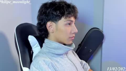 Snapshot of philipe_moonlight_ chatting on February 14, 4:15 am Phil. INDEPENDENT MODEL online show from February 14, 4:15 am