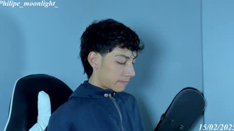 Snapshot of philipe_moonlight_ chatting on February 15, 8:33 am Phil. INDEPENDENT MODEL online show from February 15, 8:33 am