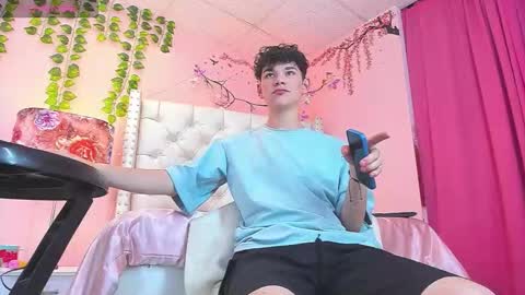 PHILLIP online show from February 24, 2:12 am