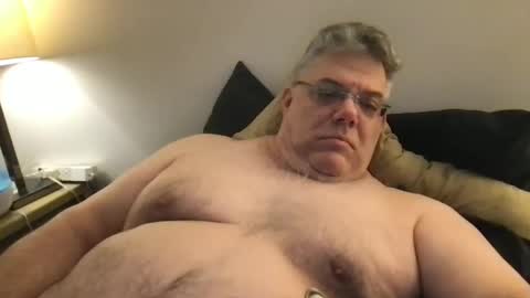 phlpjd online show from December 31, 7:10 am