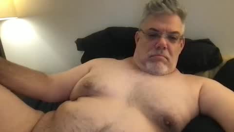 phlpjd online show from December 4, 12:30 am