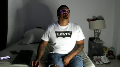 pikoro_gomez online show from February 14, 3:01 am