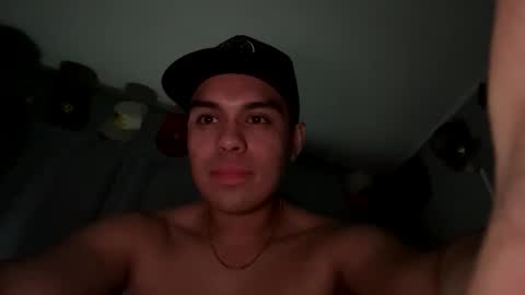 pimpin2ez online show from January 9, 7:35 am