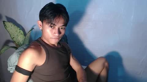 pinoy_palautogxxx online show from April 14, 3:55 pm
