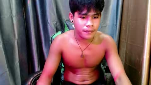 pinoy_shyboy69 online show from May 2, 8:28 am