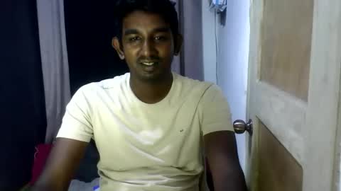 rayvienn online show from March 29, 2:50 pm