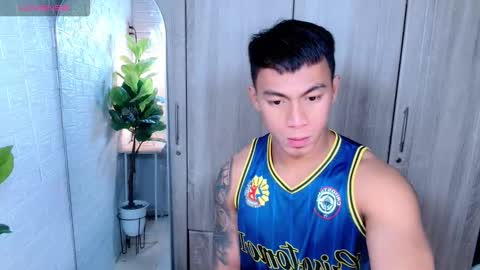 ethan online show from December 15, 1:08 pm