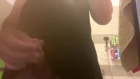 pisellobello77 online show from April 18, 11:44 am