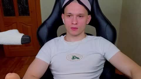 STRONGBEAUTY online show from December 31, 2:08 am