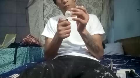 pito_suelto13 online show from October 19, 3:33 am