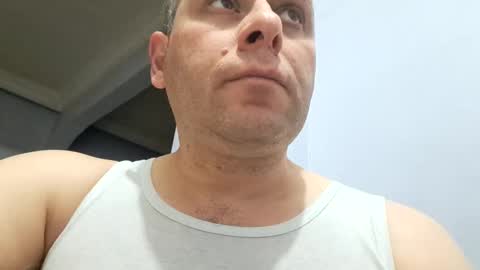 Snapshot of pixel53 chatting on January 12, 9:29 pm Gkay53 online show from January 12, 9:29 pm