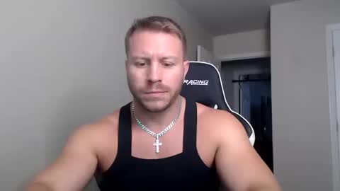 Snapshot of player2pawns chatting on October 12, 10:59 pm Player online show from October 12, 10:59 pm