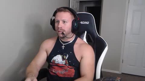 Snapshot of player2pawns chatting on September 24, 1:05 am Player online show from September 24, 1:05 am