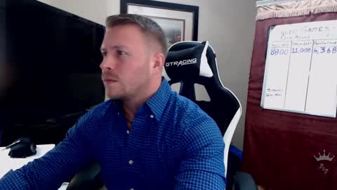 Snapshot of player2pawns chatting on December 30, 3:58 am Player online show from December 30, 3:58 am