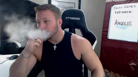 Snapshot of player2pawns chatting on January 10, 5:26 am Player online show from January 10, 5:26 am