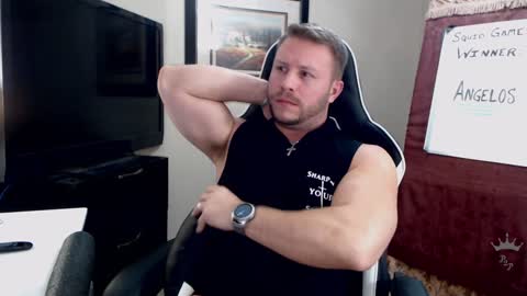 Snapshot of player2pawns chatting on January 9, 6:59 am Player online show from January 9, 6:59 am