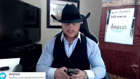 Snapshot of player2pawns chatting on January 24, 8:02 am Player online show from January 24, 8:02 am