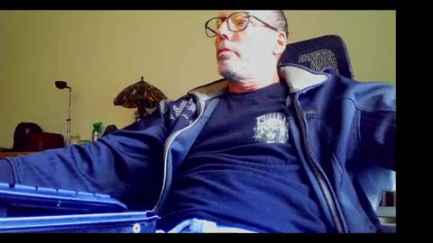 StudMan online show from March 17, 8:11 pm