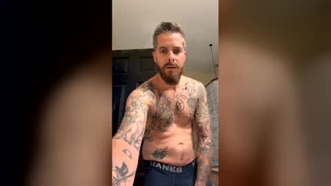 playfull83 online show from January 12, 3:27 pm