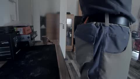 Hello ask me  . Im glad  to see you here in my room. Welcome PVT is open online show from March 1, 10:24 am