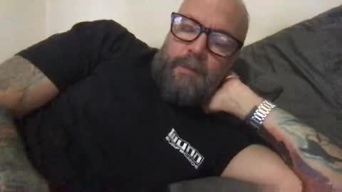 Snapshot of pleasesitonmycock chatting on January 23, 6:35 pm PleaseSitOnMyCock online show from January 23, 6:35 pm