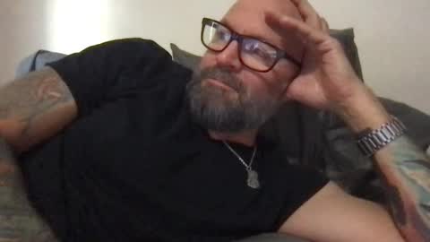 Snapshot of pleasesitonmycock chatting on January 14, 1:49 pm PleaseSitOnMyCock online show from January 14, 1:49 pm