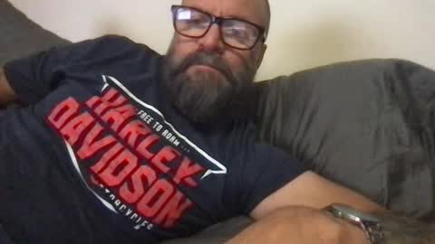 Snapshot of pleasesitonmycock chatting on December 4, 4:43 am PleaseSitOnMyCock online show from December 4, 4:43 am