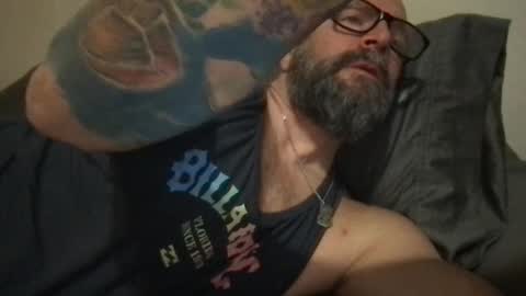 Snapshot of pleasesitonmycock chatting on February 13, 5:01 pm PleaseSitOnMyCock online show from February 13, 5:01 pm