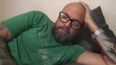 Snapshot of pleasesitonmycock chatting on January 20, 10:51 am PleaseSitOnMyCock online show from January 20, 10:51 am