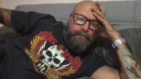 Snapshot of pleasesitonmycock chatting on October 21, 9:50 pm PleaseSitOnMyCock online show from October 21, 9:50 pm