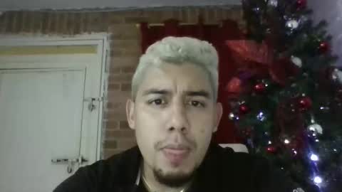 pocahot2512 online show from December 22, 12:08 am