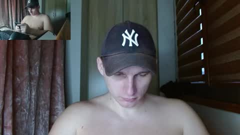 Poliglotjoe2 online show from March 30, 4:13 am