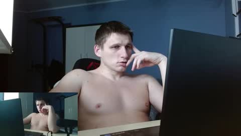 Poliglotjoe2 online show from January 19, 5:21 am