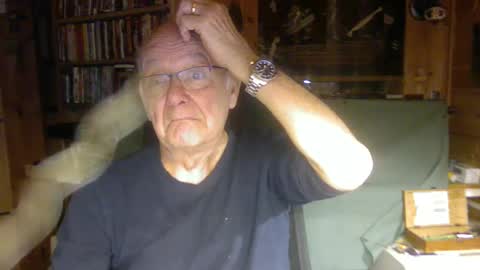 Snapshot of pomme1949 chatting on January 7, 4:05 pm pomme1949 online show from January 7, 4:05 pm