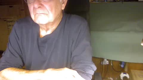 Snapshot of pomme1949 chatting on January 22, 10:50 am pomme1949 online show from January 22, 10:50 am