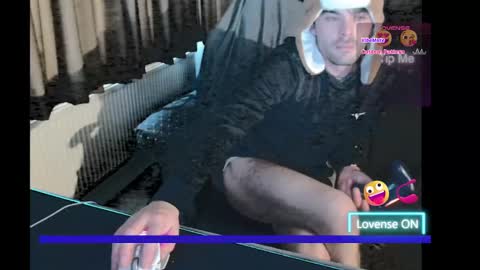 Snapshot of pornstarlegend chatting on February 2, 3:28 pm shane online show from February 2, 3:28 pm