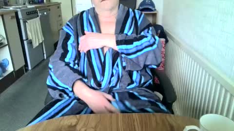 poshman65 online show from December 26, 9:33 am