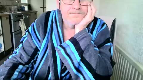 poshman65 online show from December 16, 10:18 am