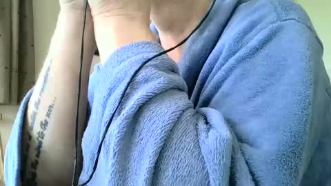 poshman65 online show from December 10, 11:32 am