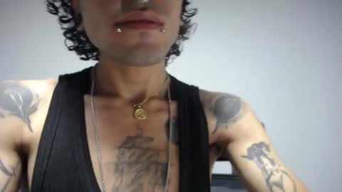 Plux online show from February 27, 5:34 am