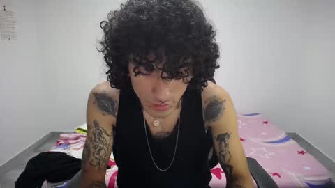 Plux online show from October 1, 4:49 am