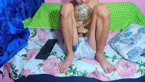 PRESSURE online show from April 12, 10:17 am