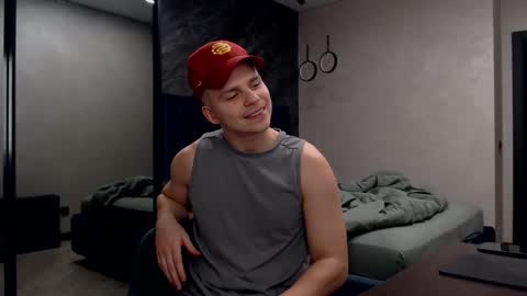 Justin online show from February 25, 6:53 pm