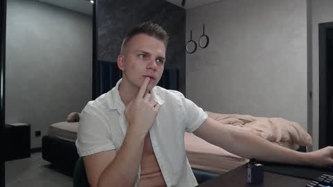 Justin online show from October 17, 11:42 pm